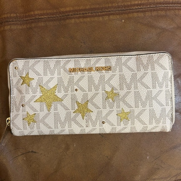 Michael Kors Handbags - Michael Kors Illustrations Gold Stars Continental Travel Wallet Signature